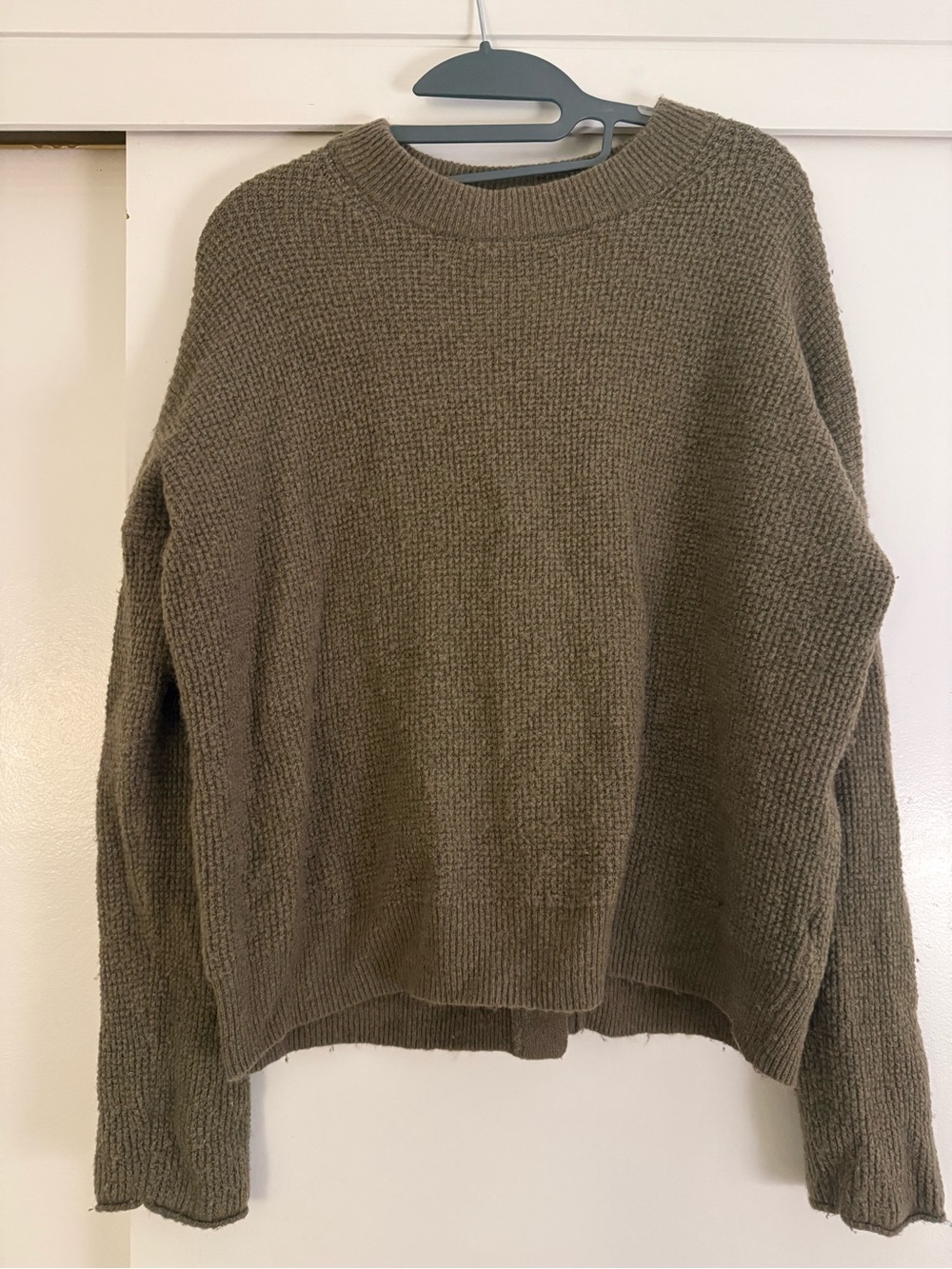 Relaxed Olive Crewneck Sweater - Women
